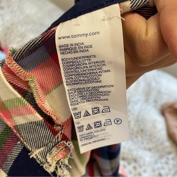 TOMMY HILFIGER PLAID SCHOOL GIRL SKIRT - Picture 5 of 6